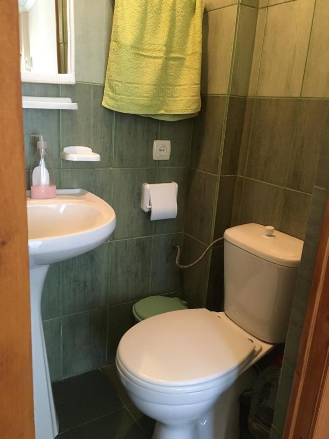Гостевой Дом Колибри Gagra Exterior foto